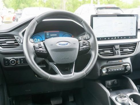 Used 2024 Ford Escape Platinum AWD/4WD image 13