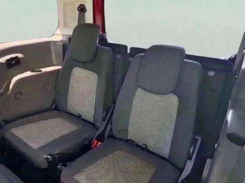 Used 2020 Ford Transit Connect XL image 23