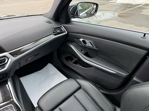 Used 2022 BMW 330i xDrive Sedan w/ Premium Package 2 image 35