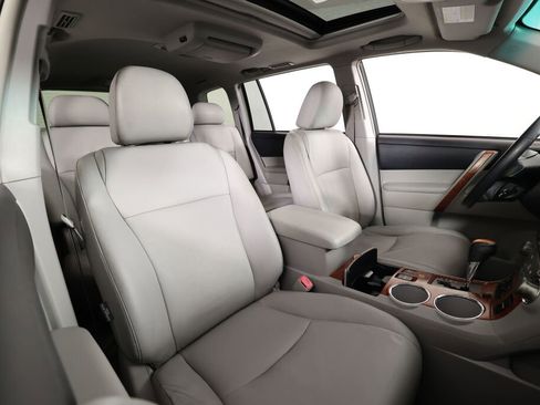 Used 2008 Toyota Highlander Limited image 26