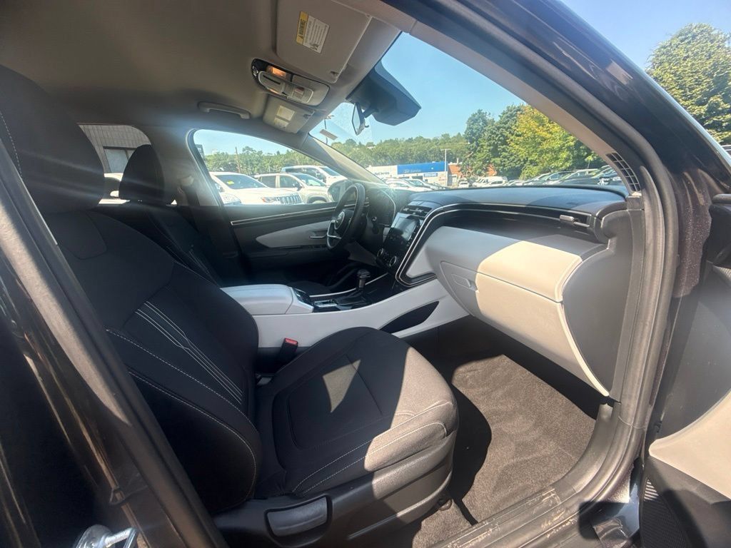 Certified 2023 Hyundai Tucson SEL AWD/4WD image 17