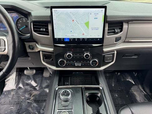 Certified 2022 Ford Expedition XLT image 27