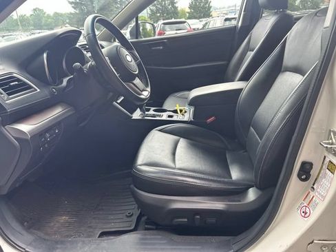 Used 2018 Subaru Outback 2.5i Limited AWD/4WD image 12