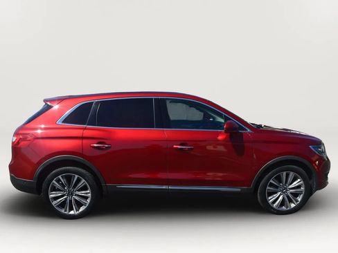 Used 2016 Lincoln MKX Reserve w/ Technology Package AWD/4WD image 11