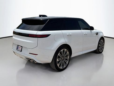 Used 2025 Land Rover Range Rover Sport Dynamic SE AWD/4WD image 7