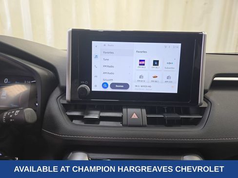 Used 2024 Toyota RAV4 LE AWD/4WD image 17