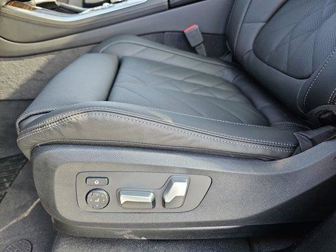 New 2026 BMW X5 xDrive40i w/ M Sport Package image 30