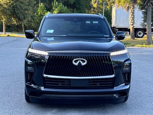 New 2026 INFINITI QX80 Autograph w/ Premium Cargo Package image 2