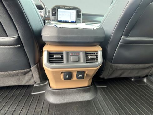 Used 2022 Ford F150 Lariat w/ Equipment Group 502A High AWD/4WD image 23