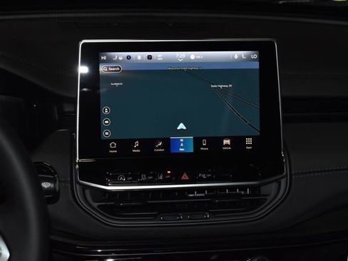 New 2026 Jeep Compass Limited w/ Sun, Sound & Navigation Group image 16