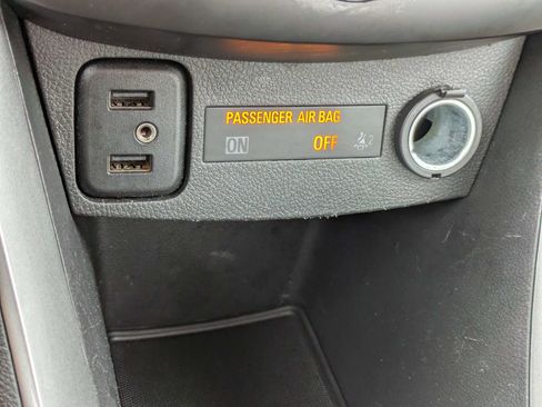Used 2022 Chevrolet Trax LT w/ Driver Confidence Package AWD/4WD image 22