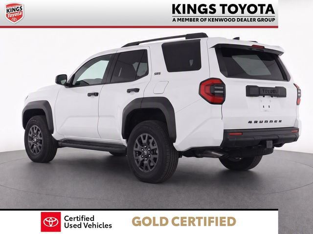 Used 2025 Toyota 4Runner SR5 AWD/4WD image 5