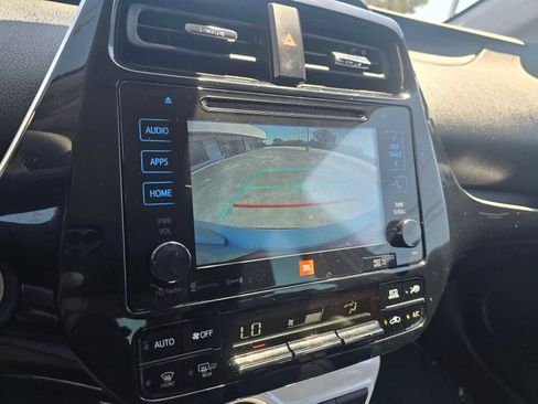 Used 2017 Toyota Prius Four Touring w/ Premium Convenience Package FWD image 26