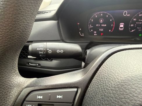 Used 2024 Honda Accord EX image 14