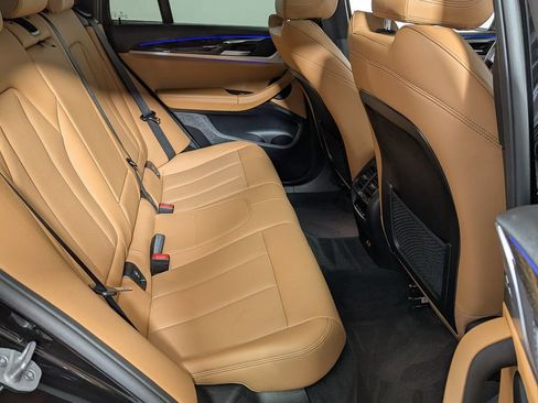 Certified 2024 BMW X4 xDrive30i w/ Convenience Package image 37