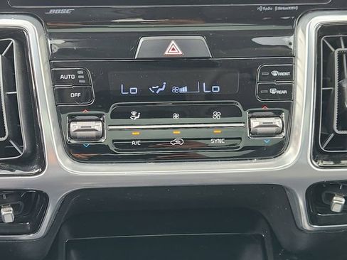 Used 2022 Kia Sorento SX Prestige image 15