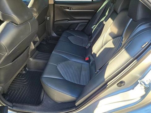 Used 2021 Toyota Camry SE image 15