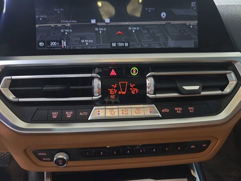 Used 2022 BMW 330i w/ Driving Assistance Package image 25