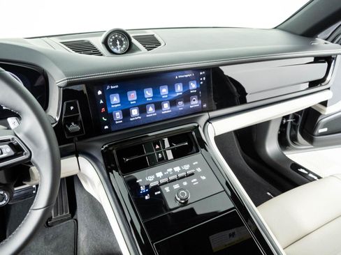 New 2026 Porsche Panamera 4 AWD/4WD image 13