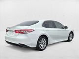 Used 2020 Toyota Camry LE image 5
