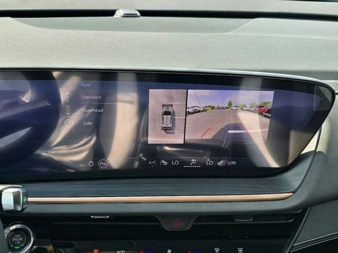 Certified 2025 Buick Envision Sport Touring AWD/4WD image 16