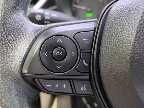 Used 2024 Toyota Corolla LE FWD image 22