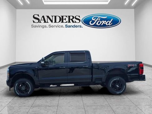 Used 2024 Ford F250 XL w/ STX Appearance Package AWD/4WD image 3