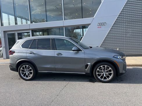 Used 2024 BMW X5 xDrive40i w/ Premium Package AWD/4WD image 15