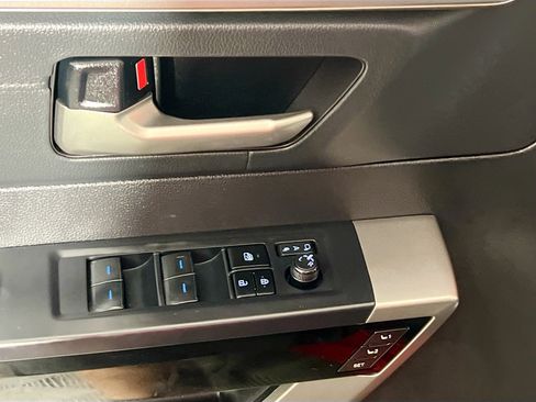 Used 2024 Toyota Tundra Limited image 16