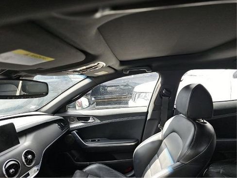 Used 2019 Kia Stinger GT2 image 7