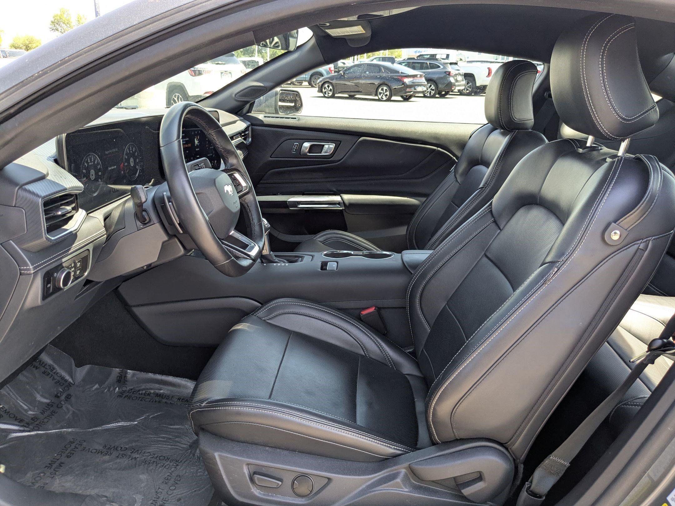Used 2025 Ford Mustang GT Premium RWD image 16