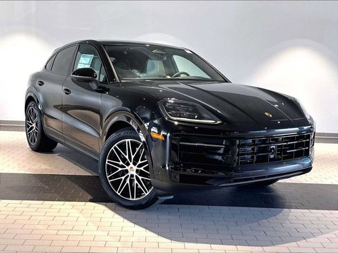 New 2026 Porsche Cayenne Coupe AWD/4WD image 9