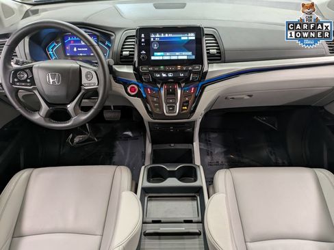 Used 2023 Honda Odyssey Touring image 23