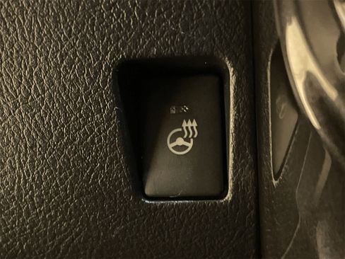 Used 2023 Toyota 4Runner TRD Off-Road Premium image 32