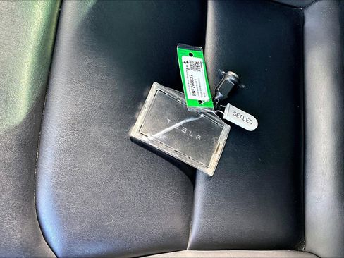 Used 2022 Tesla Model 3 Long Range image 11