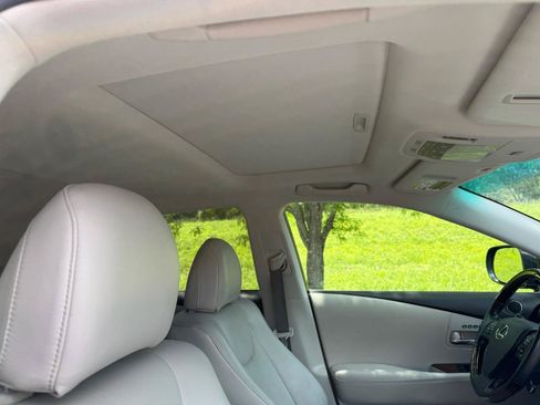 Used 2010 Lexus RX 350 AWD image 25