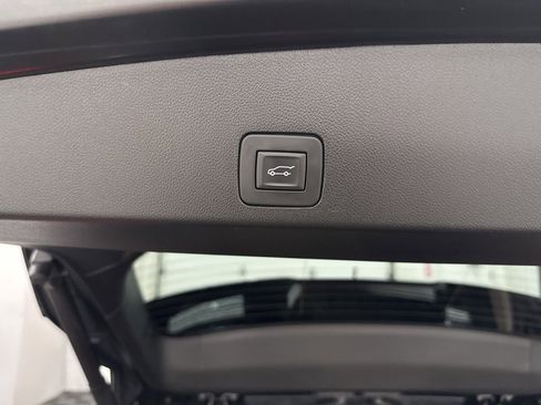 Used 2023 Buick Encore GX Select w/ Sport Touring Package image 37