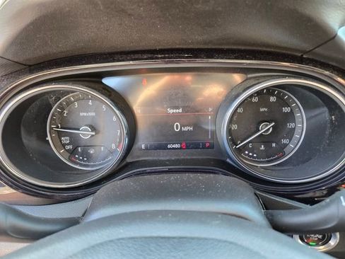 Used 2022 Buick Encore GX Preferred w/ Sport Touring Package FWD image 29