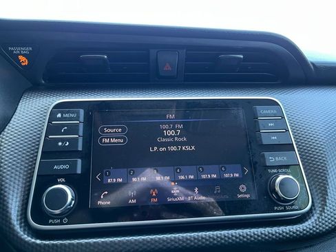 Used 2018 Nissan Kicks SV image 33