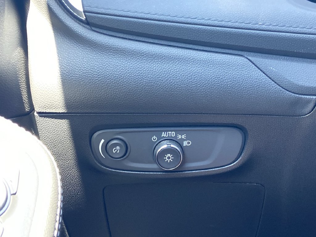 Used 2024 Buick Encore GX Preferred FWD image 13
