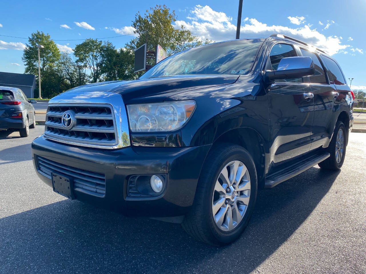 Used 2012 Toyota Sequoia Limited AWD/4WD image 7