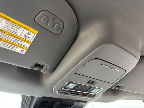 Used 2023 Ford F150 Lariat w/ FX4 Off-Road Package image 34