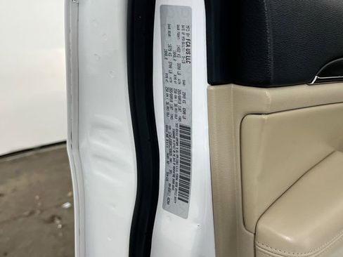 Used 2019 Jeep Grand Cherokee Limited image 20