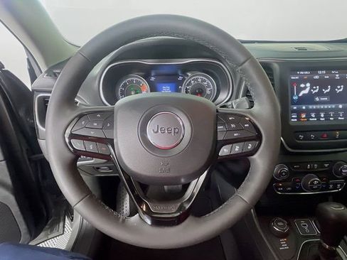 Used 2023 Jeep Cherokee Altitude Lux AWD/4WD image 12