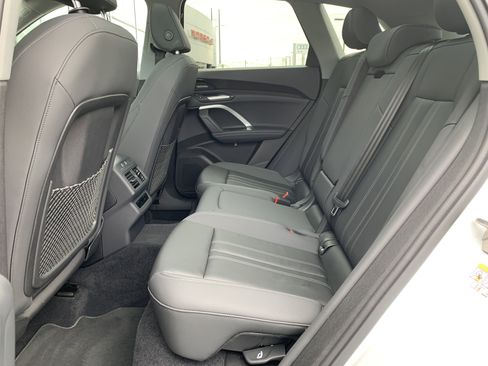 Certified 2025 Audi Q5 Premium Plus w/ Premium Plus image 17