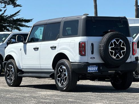 New 2026 Ford Bronco Outer Banks image 5