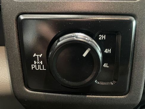 Used 2019 Ford F250 XL w/ Power Equipment Group image 20