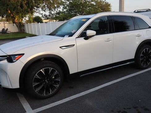 Used 2024 MAZDA CX-90 Plug-In Hybrid w/ Premium Plus AWD/4WD image 4