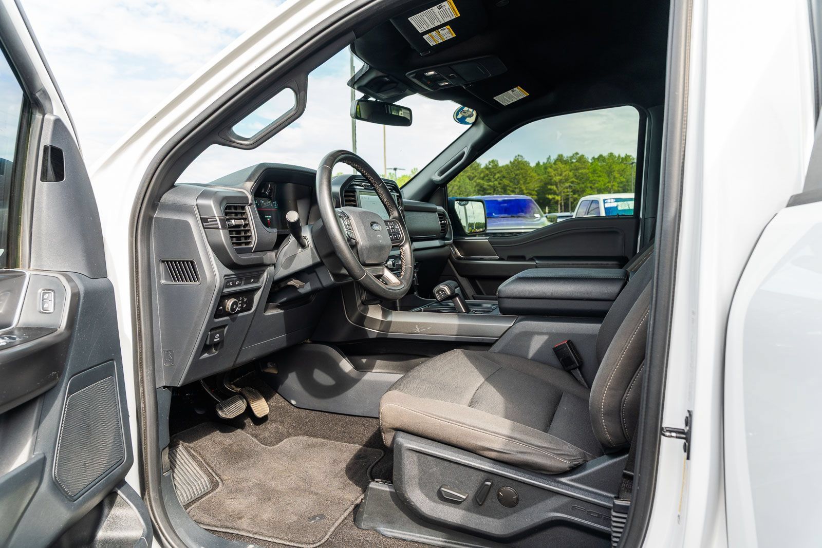 Used 2024 Ford F150 XLT w/ Equipment Group 302A MID AWD/4WD image 17