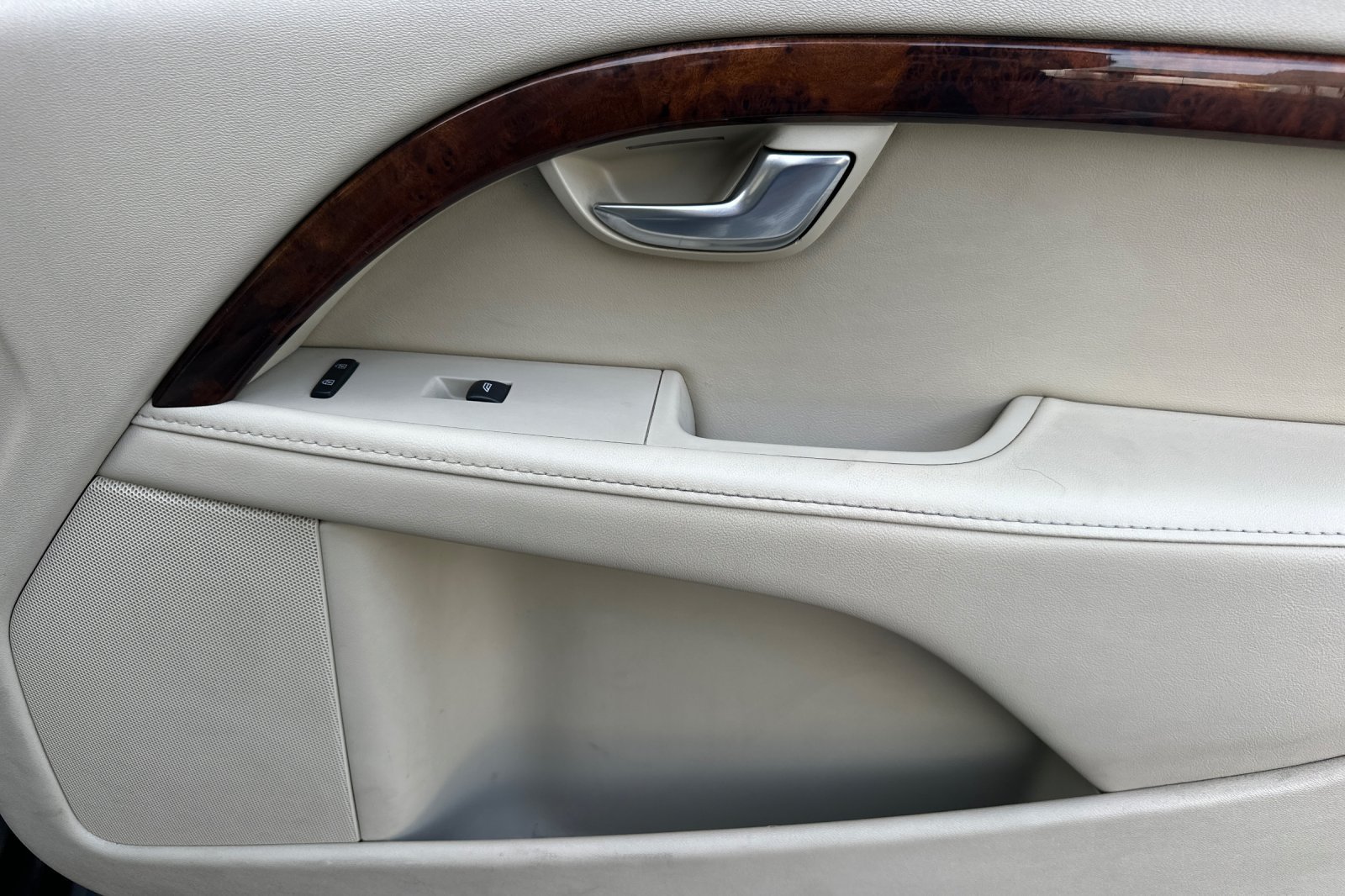 Used 2015 Volvo XC70 T5 Platinum FWD image 20